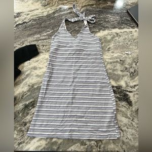 Hollister dress. Never worn. Size S